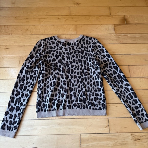 ALICE + OLIVIA Connie Embellished Leopard Sweater long Sleeves Top Size: M - Picture 2 of 11